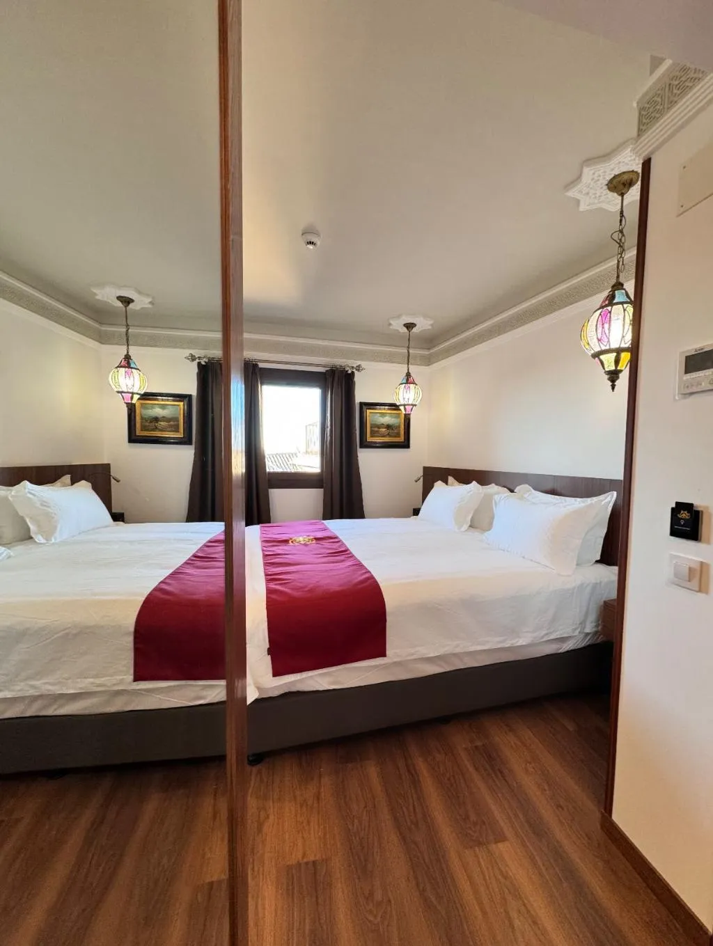 DOUBLE WITH DOUBLE BED Room, Hotel Boutique Casón De Los López, Madrid