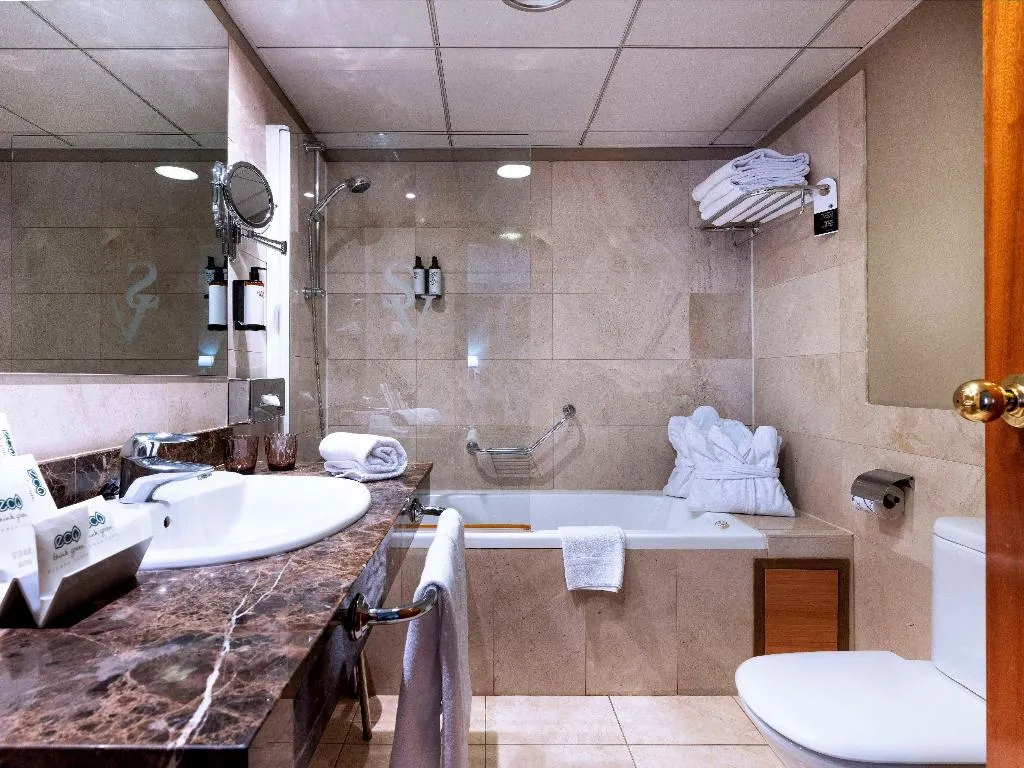 TRIPLE STANDARD Room, Vielha Val d’Arán Affiliated by Melia, Costa Brava