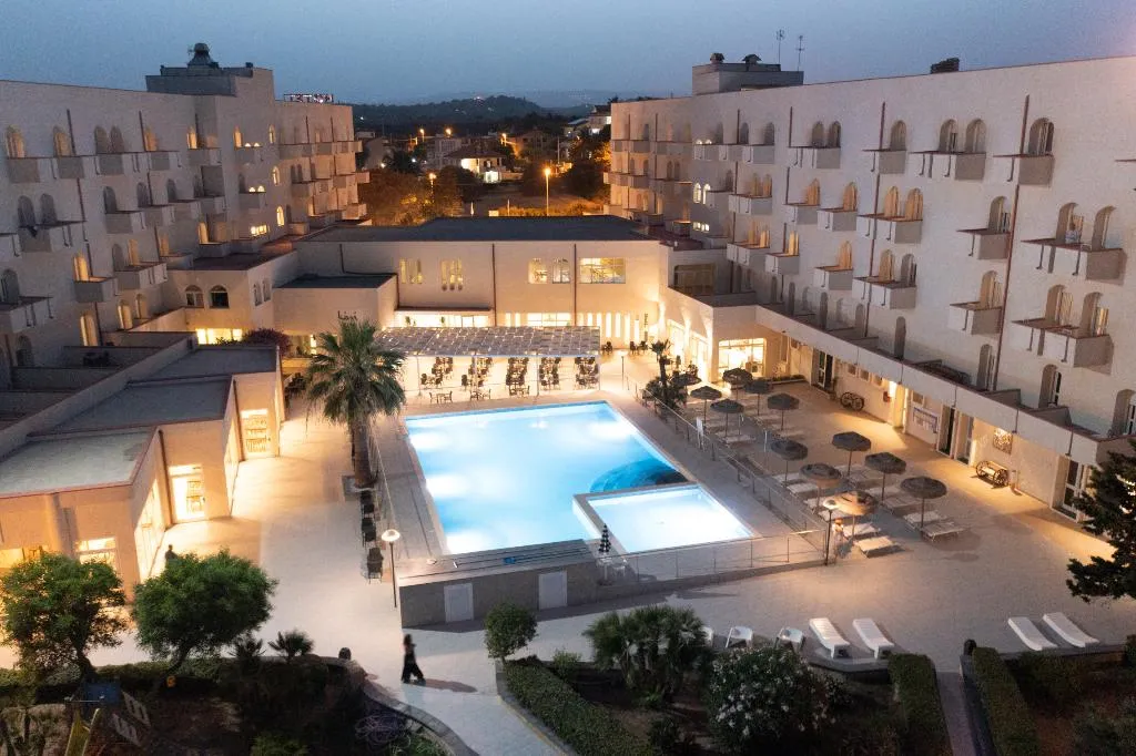 General view, Hotel Club Eloro, Catania