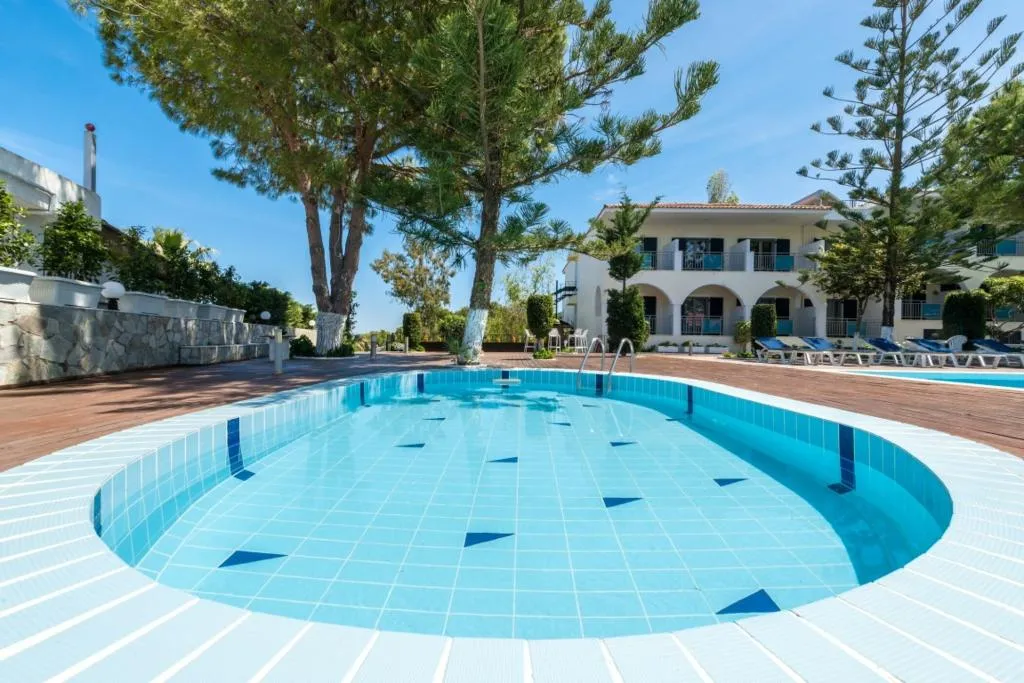 Pool, Contessa, Zante