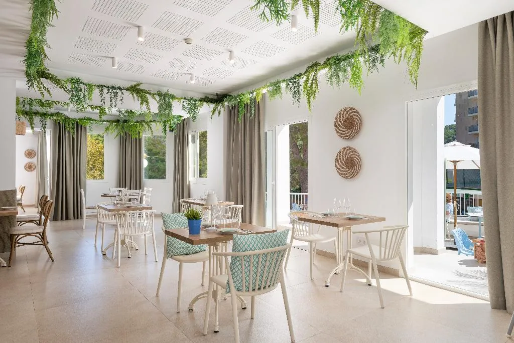 Bar, Villa Real Club Apartments, Majorca