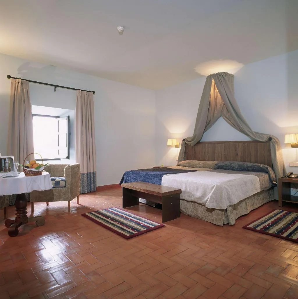 DOUBLE STANDARD Room, Parador de Trujillo, Madrid