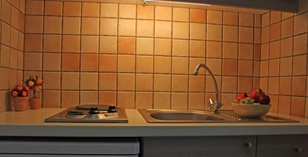 Room, Eleas Gi, Zante