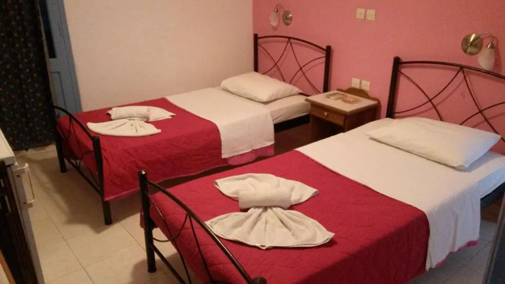 Room, Thirasia, Santorini