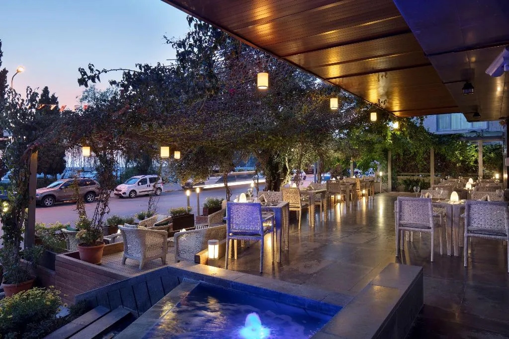 Restaurant, DoubleTree by Hilton Kusadasi, Izmir