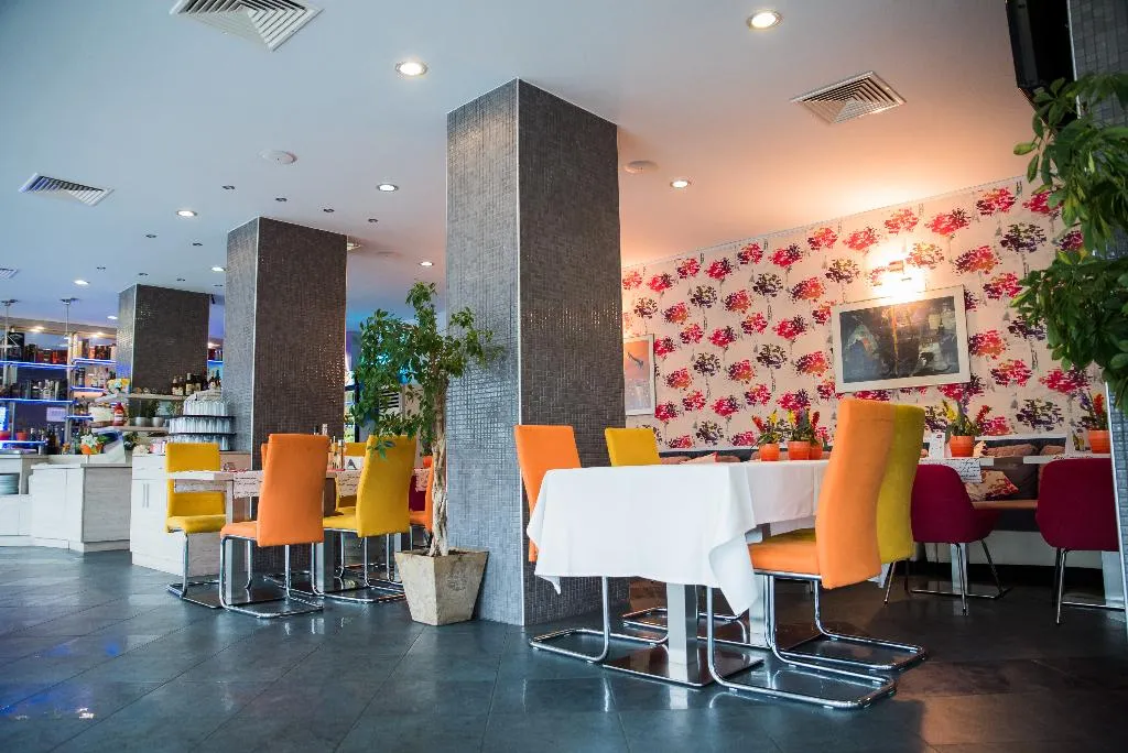 Bar, Aqua Varna, Varna