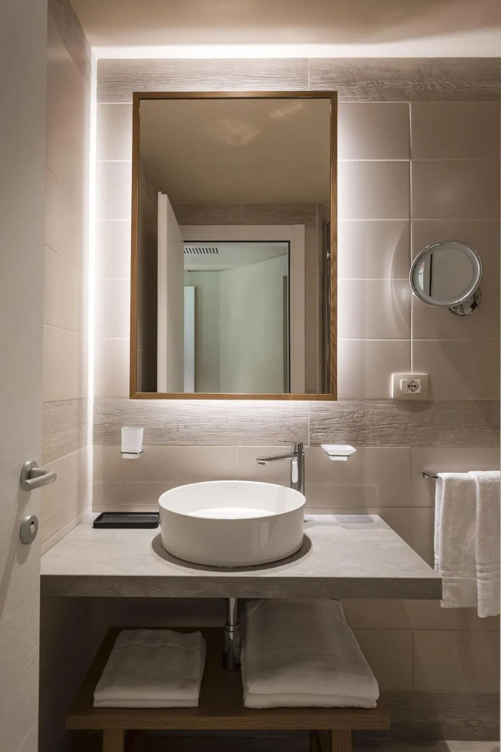 Room, Mangia’s Brucoli Sicily Autograph Collection, Catania
