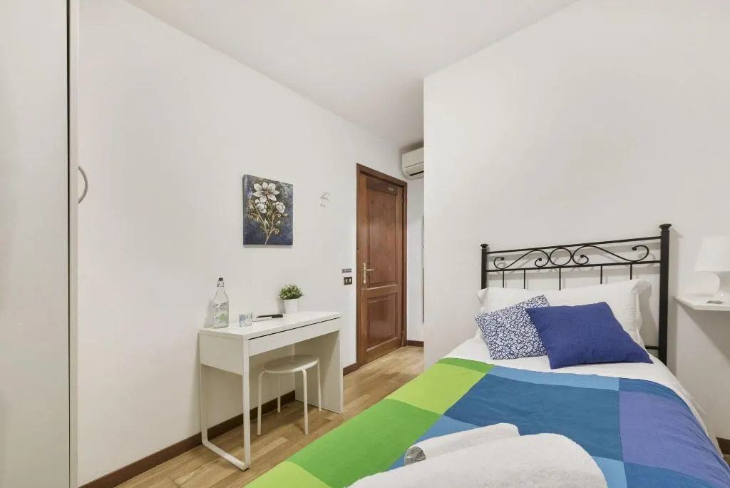 Room, Locanda Sant'Anna, Naples