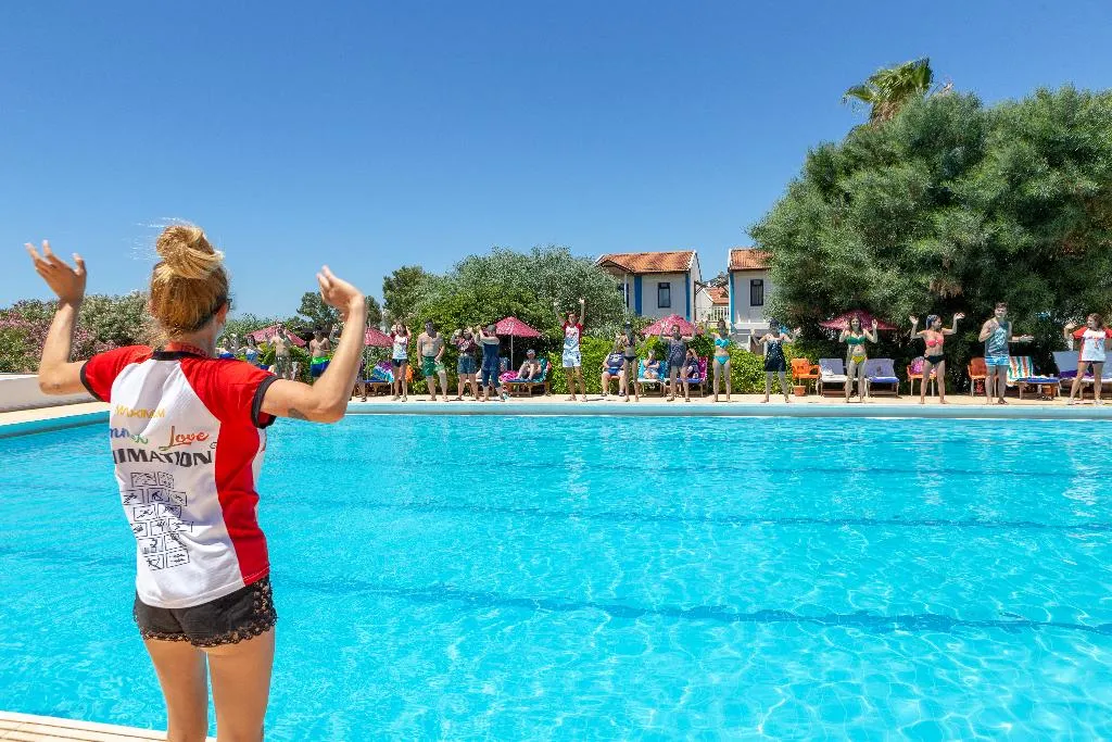 Sports and Entertainment, Santa Family Club Hotel, Izmir