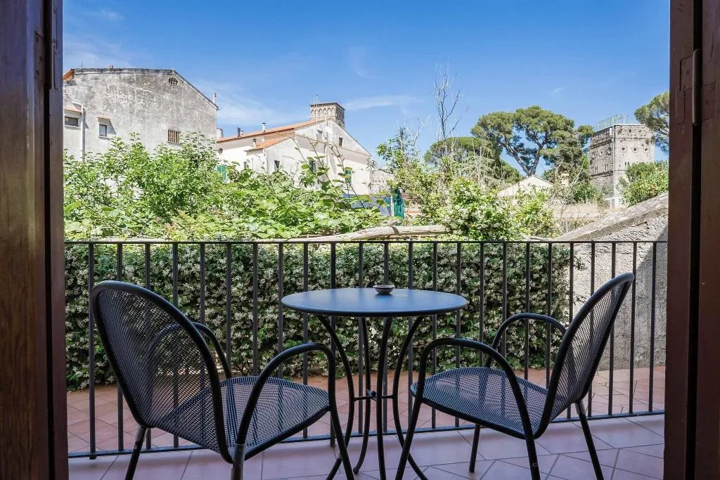 General view, A Casa dei Nonni, Naples
