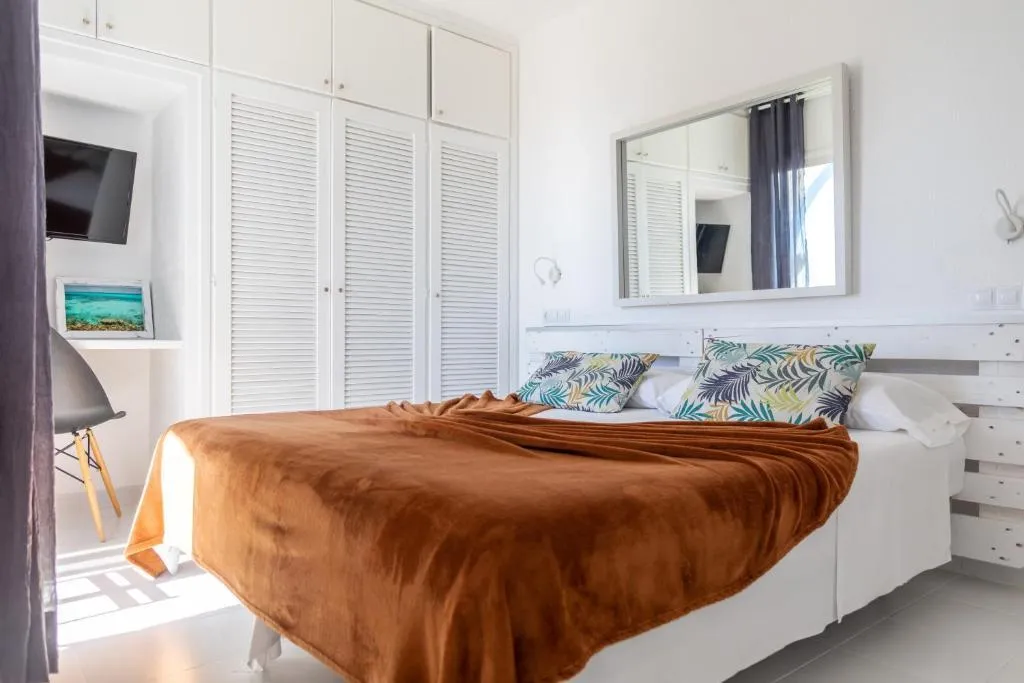 APARTMENT CAPACITY 2 Room, Fun Vistamar Ibiza, Ibiza