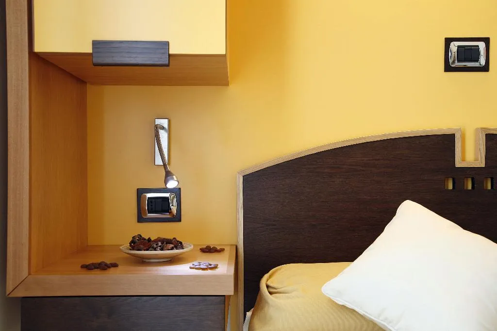 Room, Seven Hostel, Naples