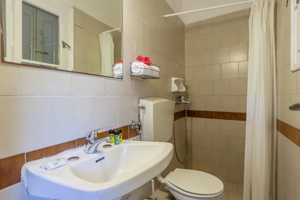 Double or Twin WITH BALCONY Room, Argo, Skiathos