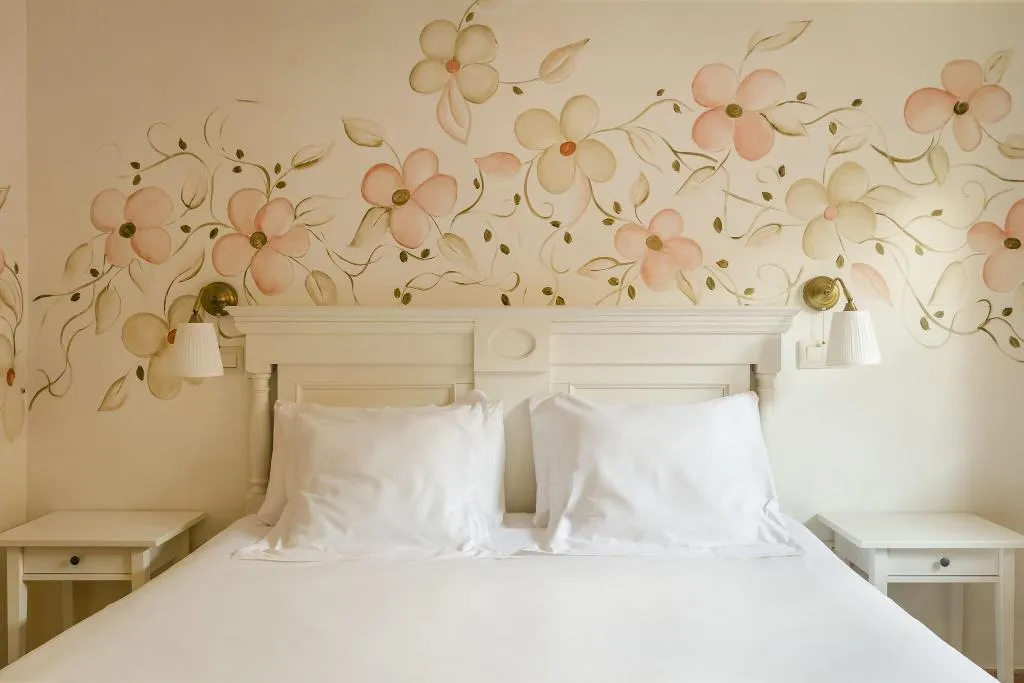 DOUBLE SINGLE USE WITH DOUBLE BED Room, YIT Puerta Bisagra, Madrid