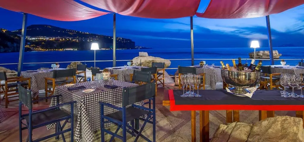 Restaurant, Capo La Gala Hotel & Wellness, Naples