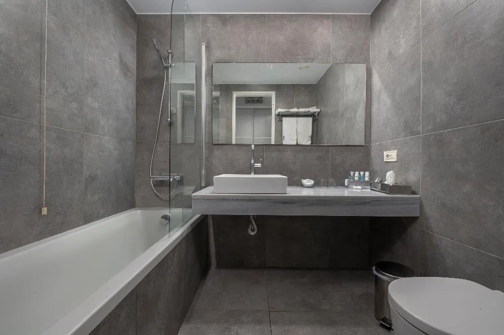 Double or Twin SEA VIEW Room, Skiathos Palace, Skiathos