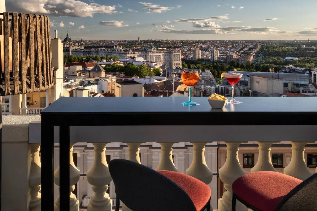 Terrace, Catalonia Plaza España Hotel & Spa, Madrid