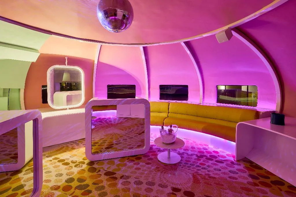 Sports and Entertainment, Los Felices Ibiza, Ibiza