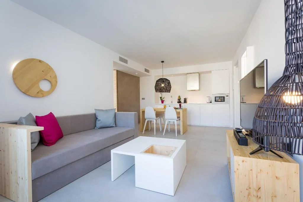 JUNIOR SUITE Accessible Room, One Ibiza Suites, Ibiza