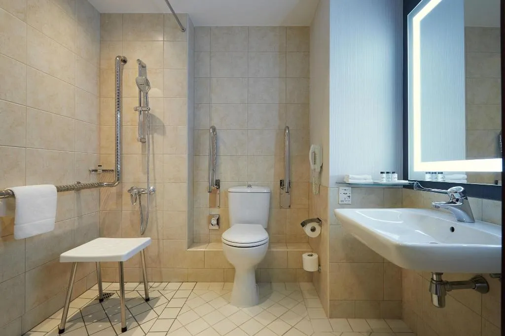 DOUBLE DELUXE WITH VIEWS Room, Sheraton Grand Krakow, Krakow