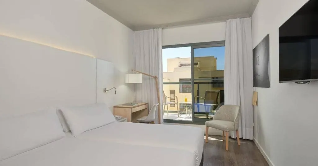 Room WITH BALCONY Room, Innside Palma Center, Majorca