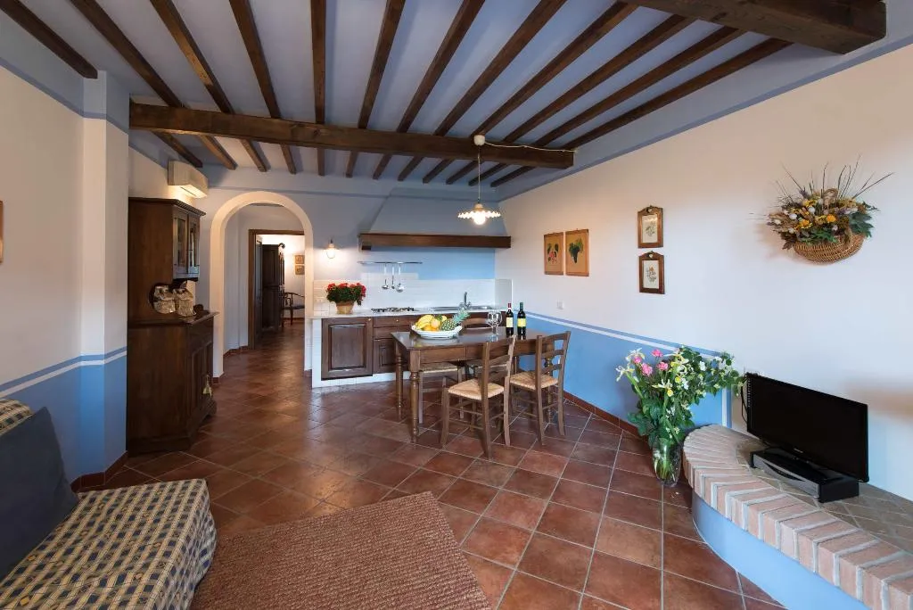 APARTMENT CAPACITY 4 ONE BEDROOM Room, Casa Lari, Florence