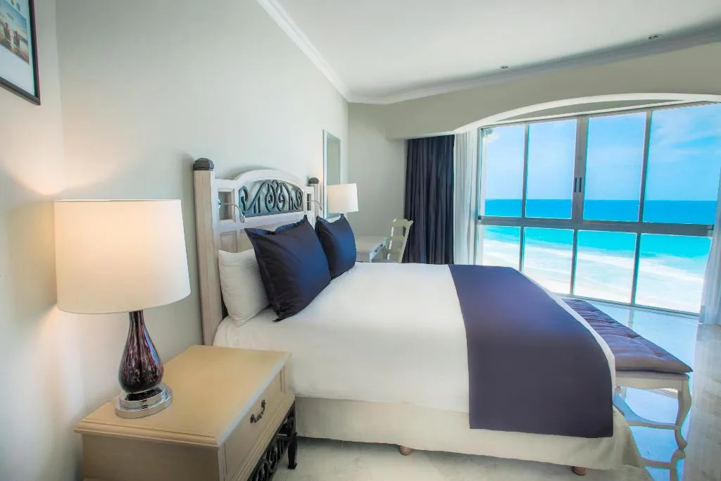 SUITE STANDARD Room, Sandos Cancun All Inclusive - Adults Only, Cancun Area