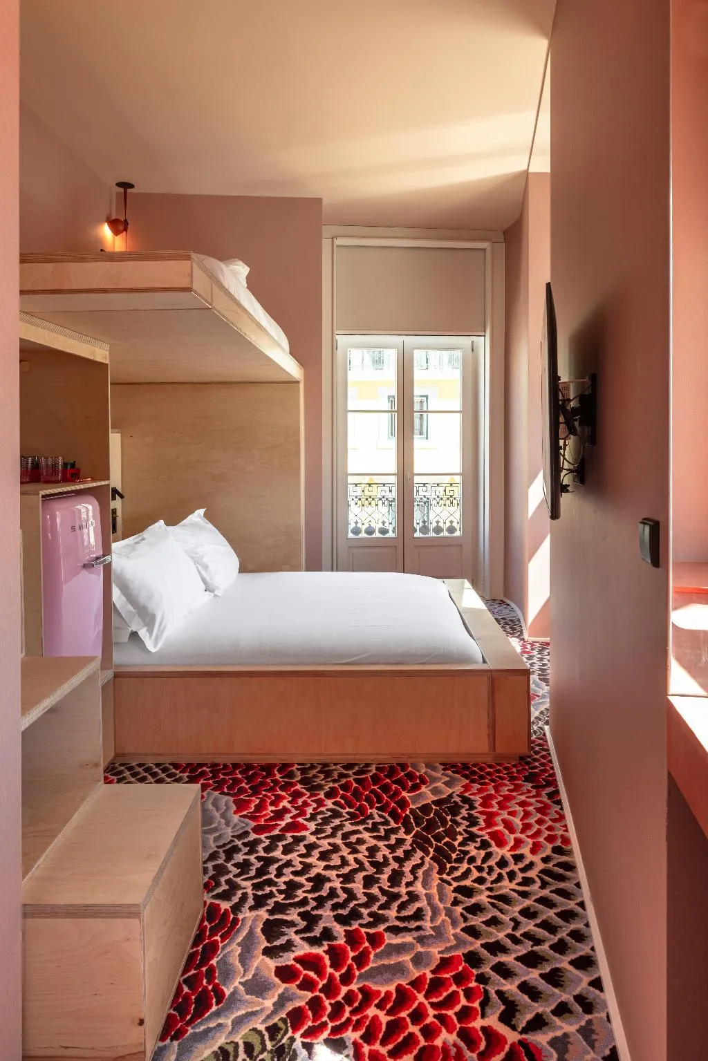 TRIPLE SUPERIOR Room, Independente Bica, Lisbon
