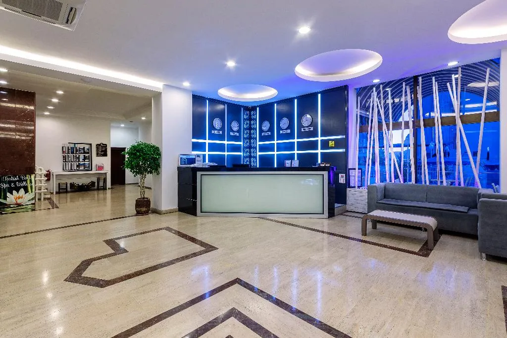 Lobby, Kayamaris, Dalaman