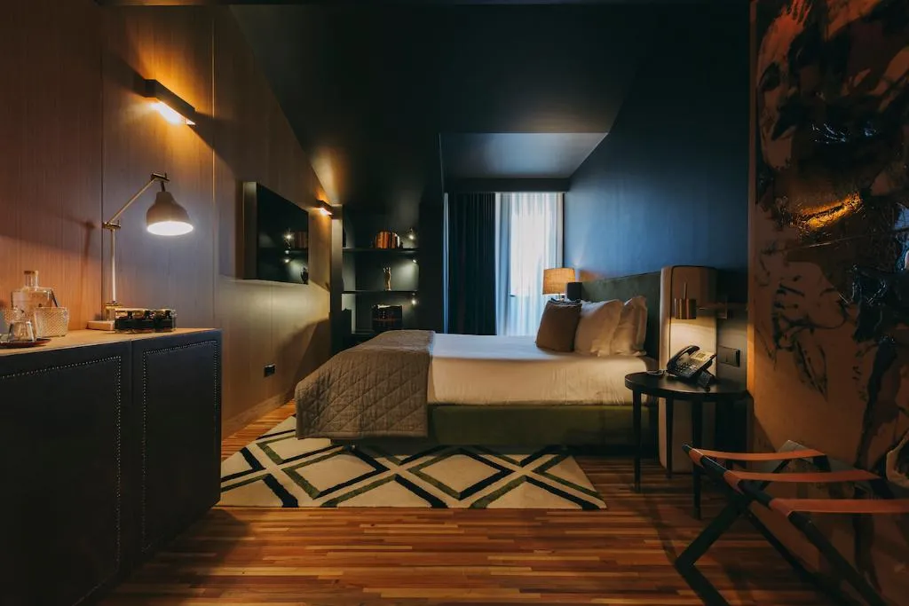 DOUBLE EXECUTIVE SUPERIOR Room, Torel Avantgarde, Porto