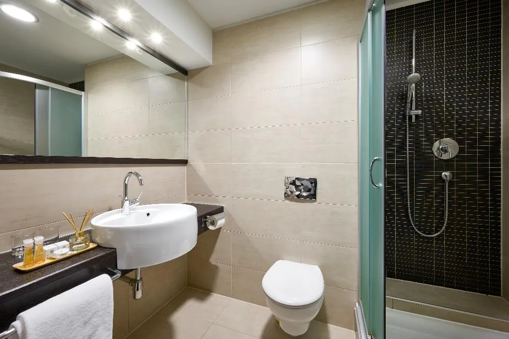 Double or Twin SUPERIOR Room, Imperial Hotel, Split