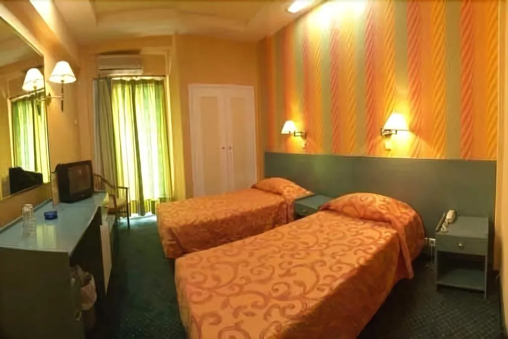 Room, Minoa, Athens