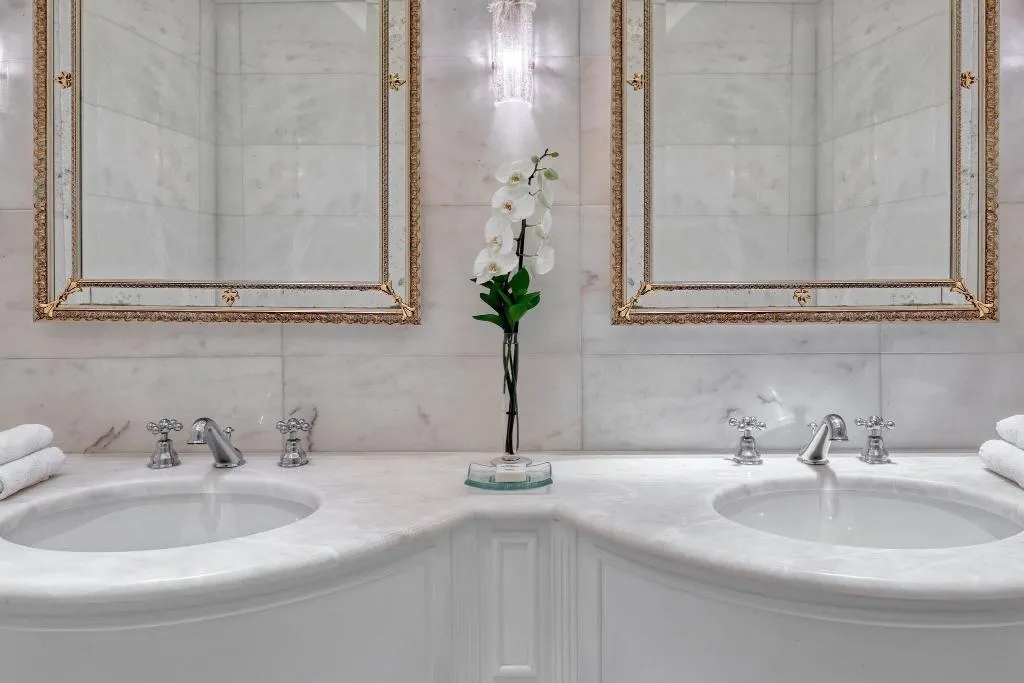 Room, King George A Luxury Collection Hotel, Athens