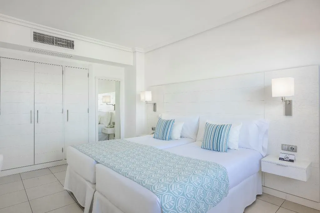 SUITE SEA VIEW Room, Landmar Costa Los Gigantes Family Resort, Tenerife