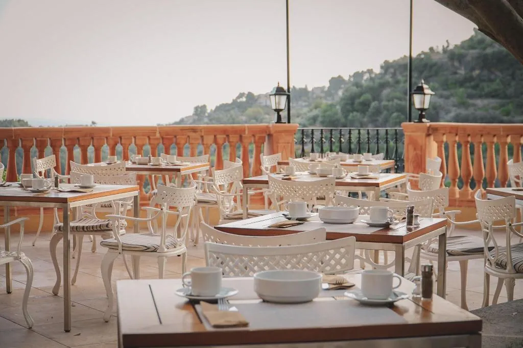 Restaurant, Es Moli, Majorca