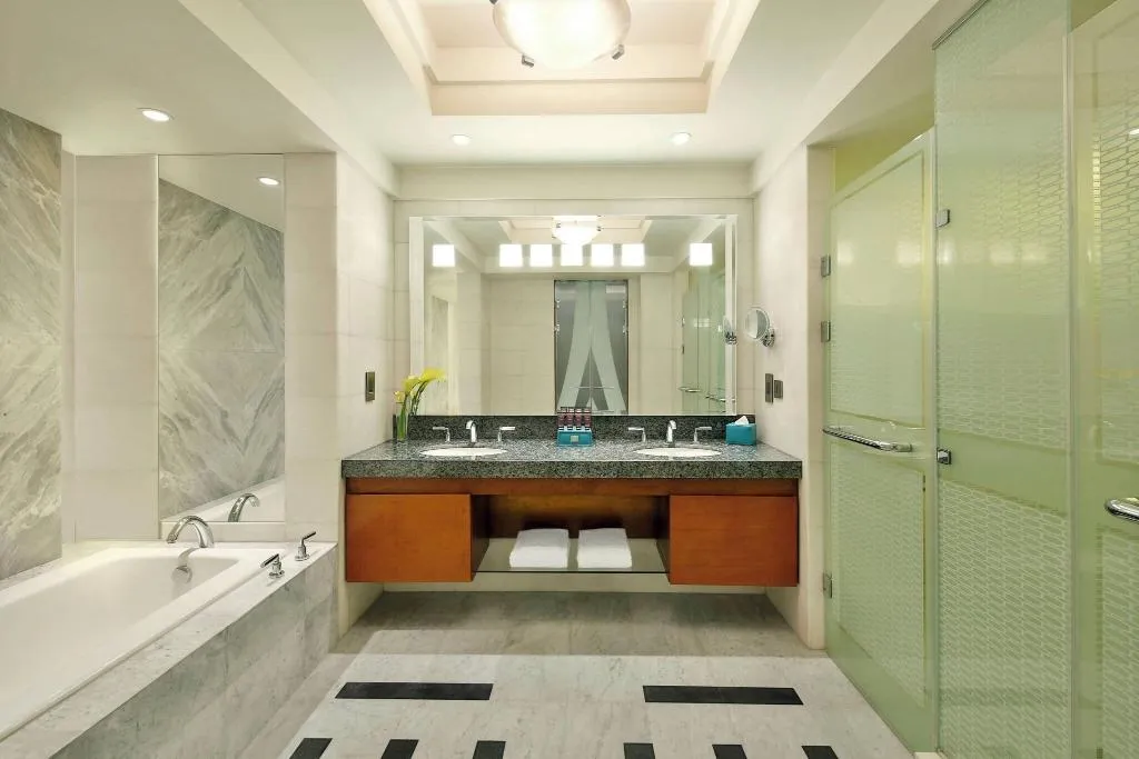 Room, The Nile Ritz-Carlton, Cairo, Cairo