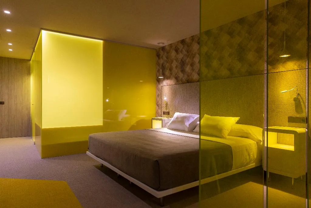 JUNIOR SUITE DELUXE WITH JACUZZI Room, Macia Sevilla Kubb, Seville