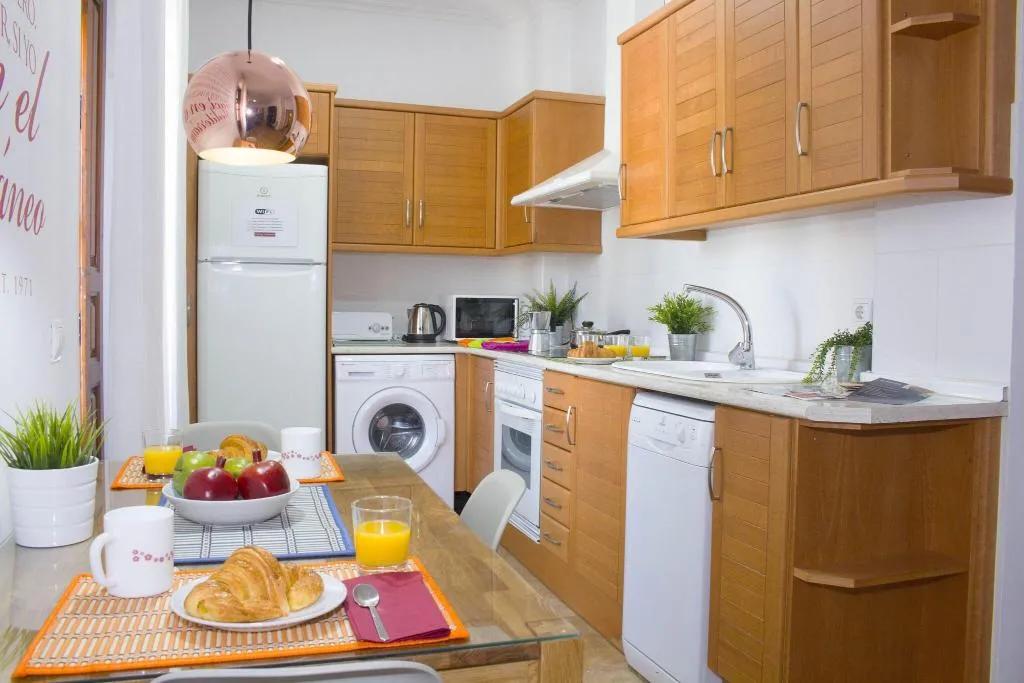 Room, Living Valencia Apartments-Edificio Merced, Valencia