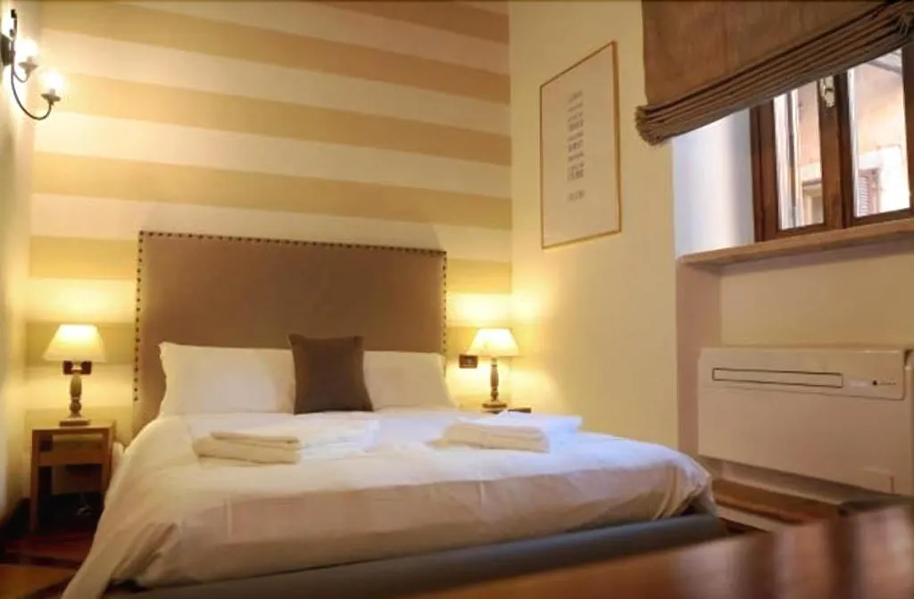 Room, Al Palazzetto B&B, Rome