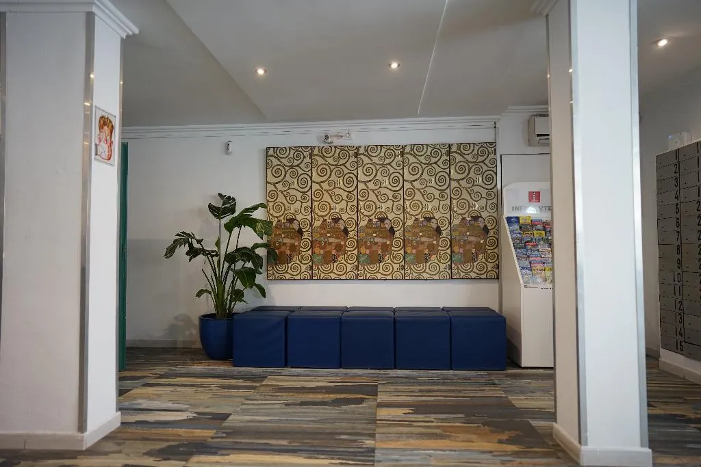 Lobby, Teide, Majorca