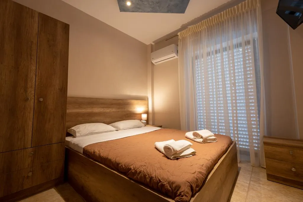 QUADRUPLE STANDARD Room, Milonas House Apartments, Halkidiki