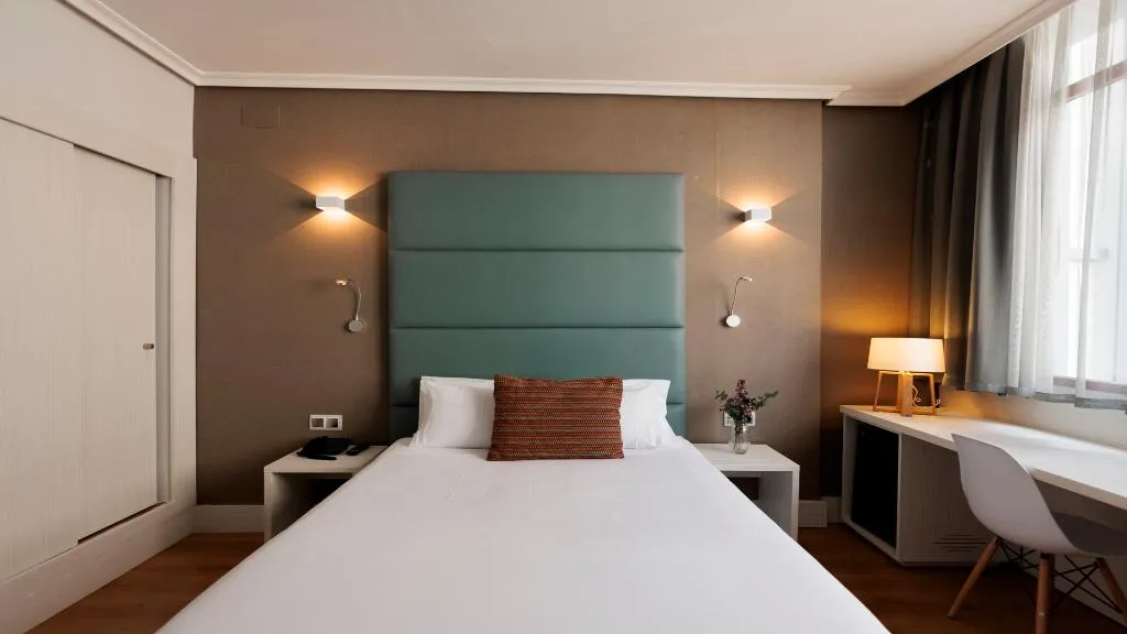 SINGLE Accessible Room, Pax Guadalajara, Madrid