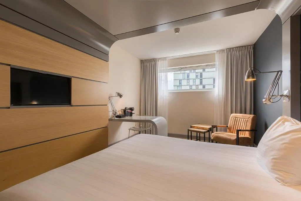 DOUBLE STANDARD Room, Leonardo Hotel Almere City Center, Amsterdam
