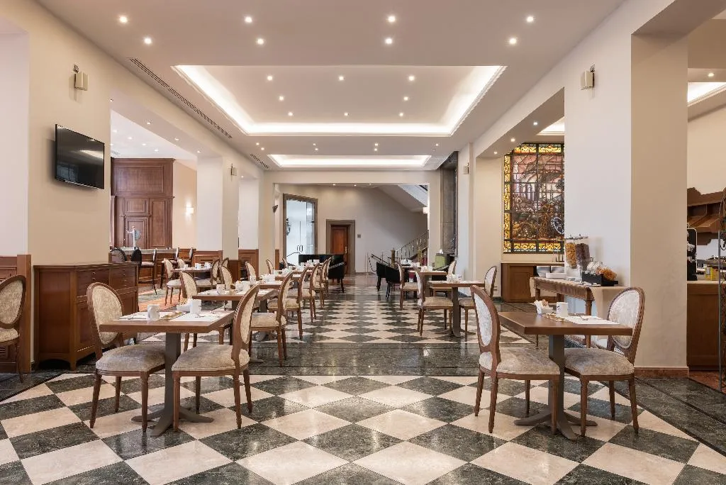 Restaurant, Dorma Alfonso VIII, Madrid