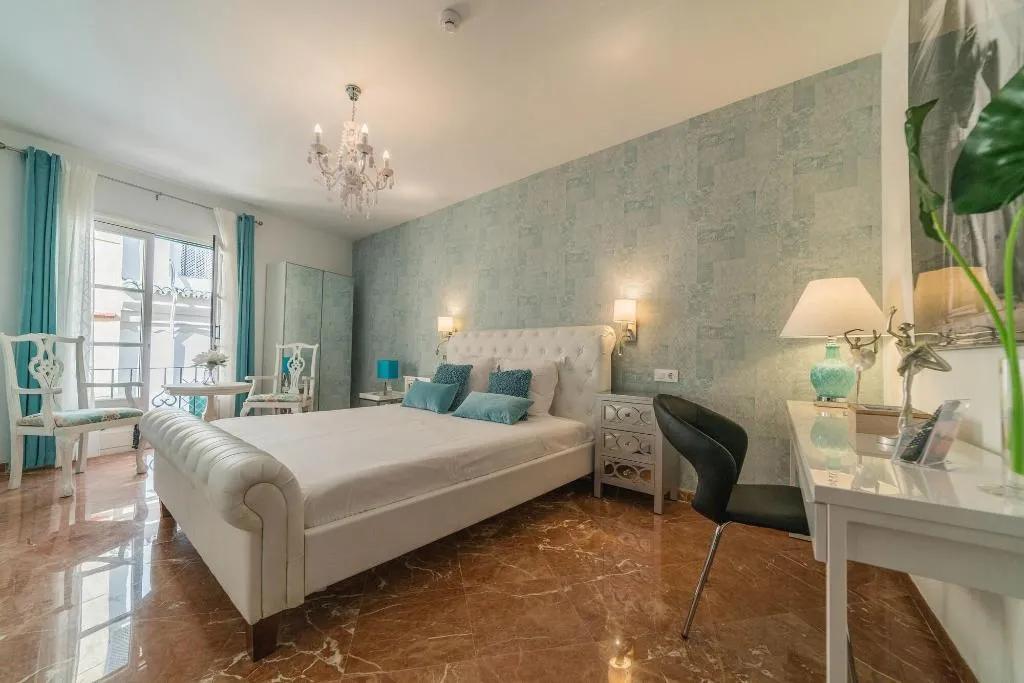 Room, Rey Don Pedro Luxury Home, Seville