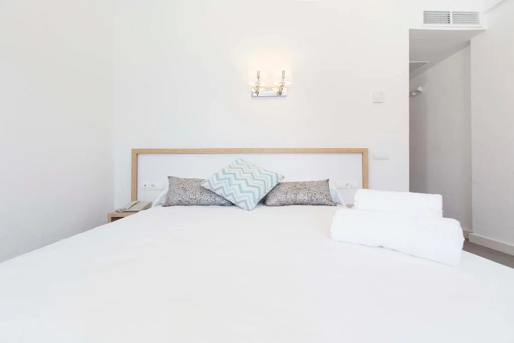 STUDIO POOL VIEW Room, ENDLSS Ibiza, Ibiza
