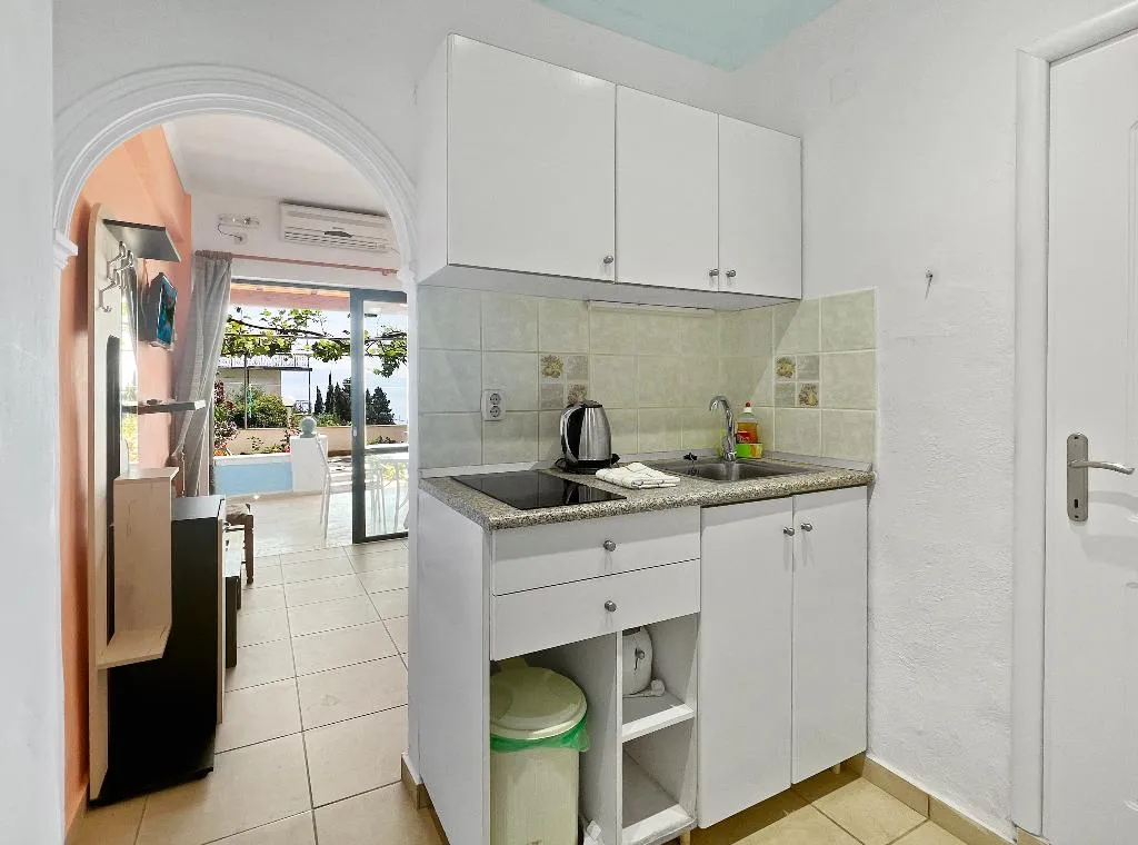APARTMENT CAPACITY 4 Room, Andromaches Holiday apartments, Corfu