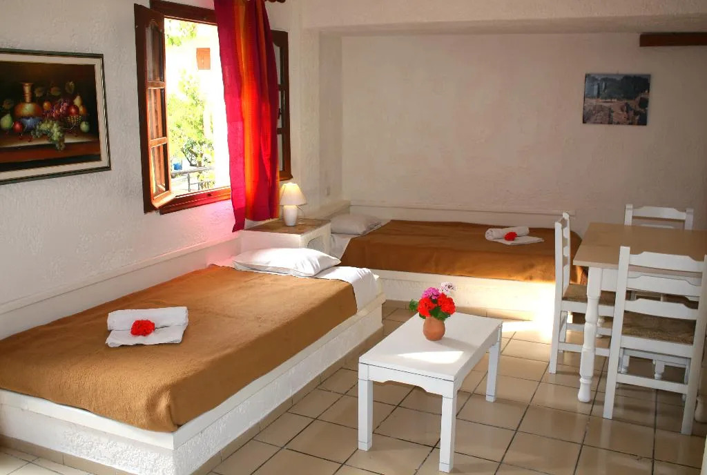 STUDIO CAPACITY 2 Room, Semiramis Piskopiano, Crete