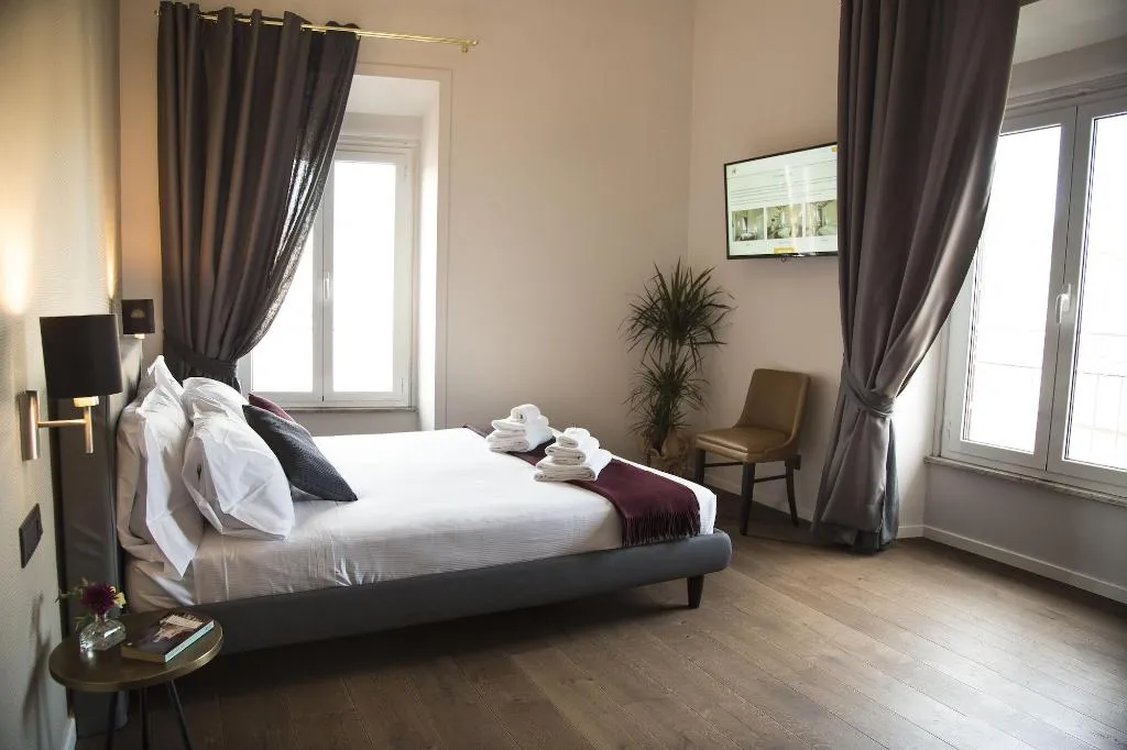 Room, Little Queen Navona, Rome