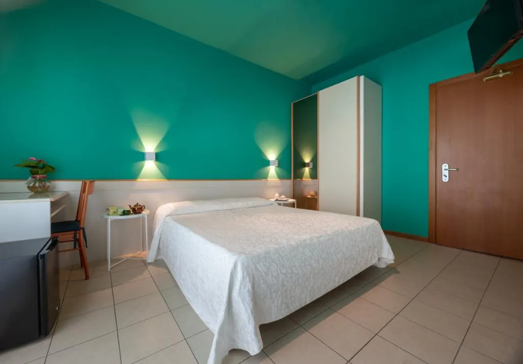 DOUBLE STANDARD Room, Portofino, Venice